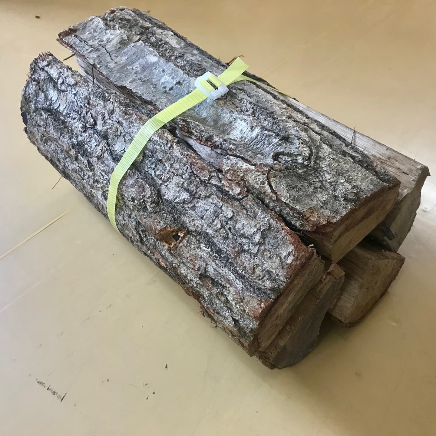 梱包薪
