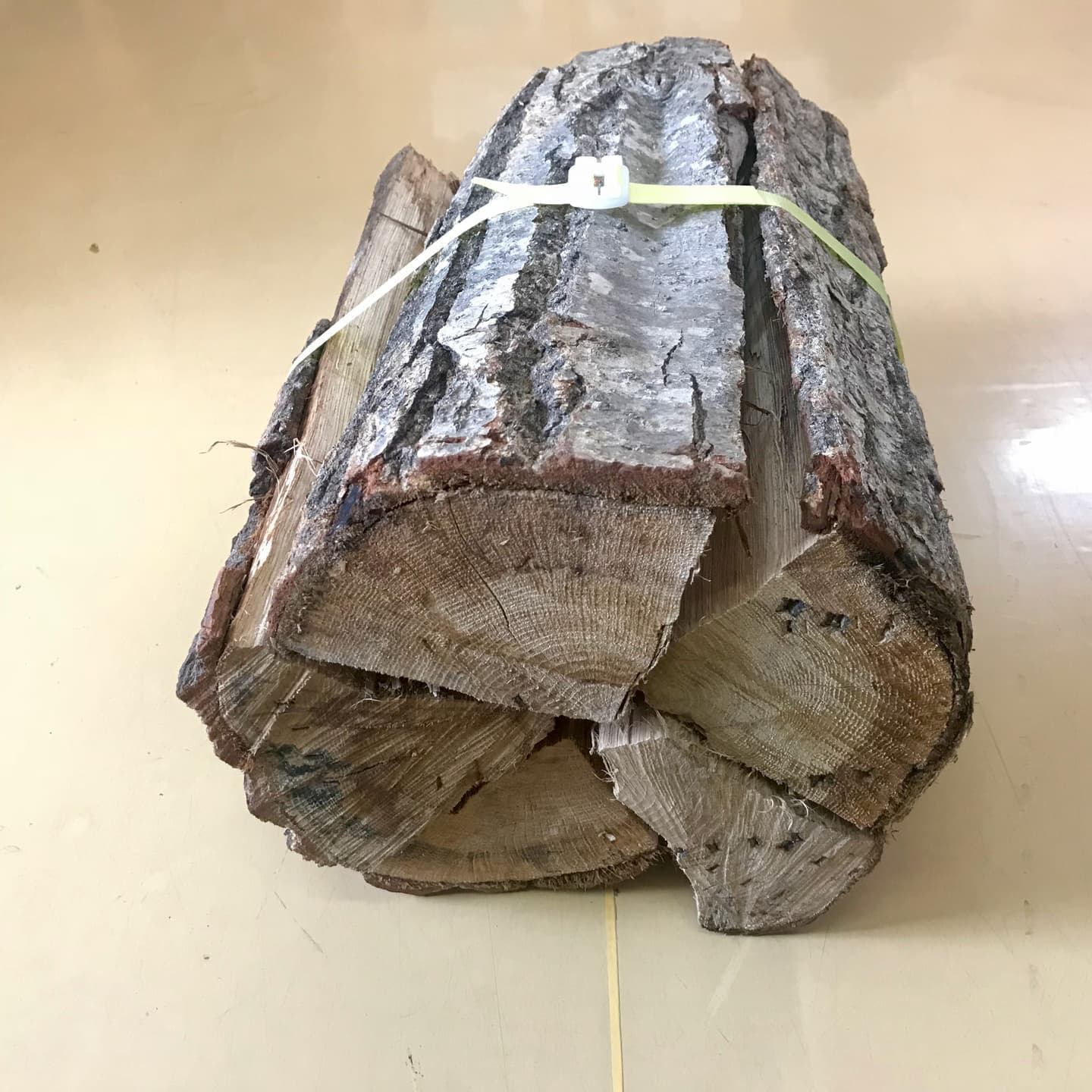 梱包薪